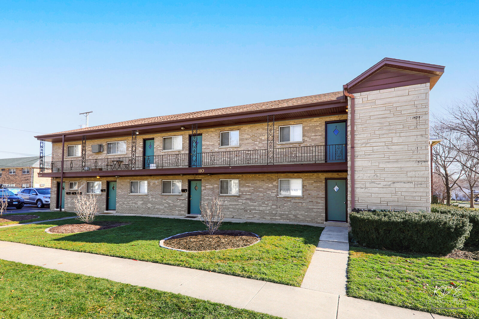 Property Photo: 110 N Webster Street 3 IL 60540