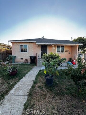 Property Photo: 10311 S Grevillea Avenue CA 90304
