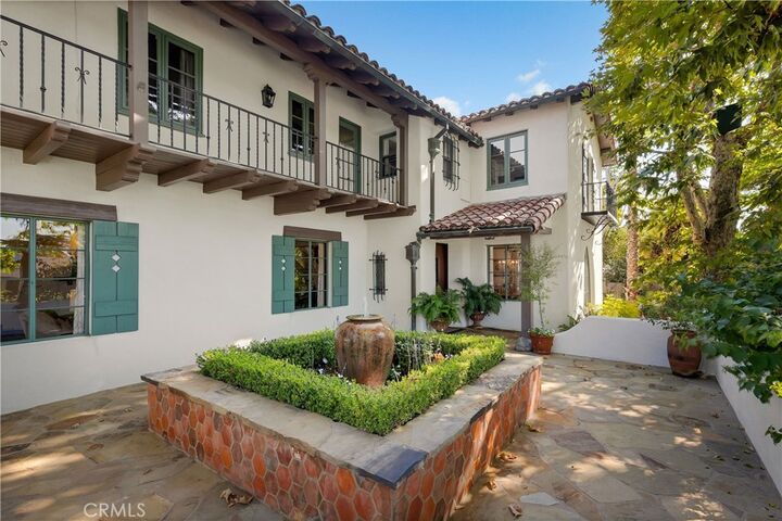 Property Photo:  11572 Cielo Place  CA 92705 