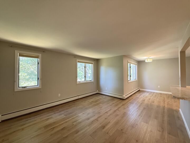 Property Photo:  