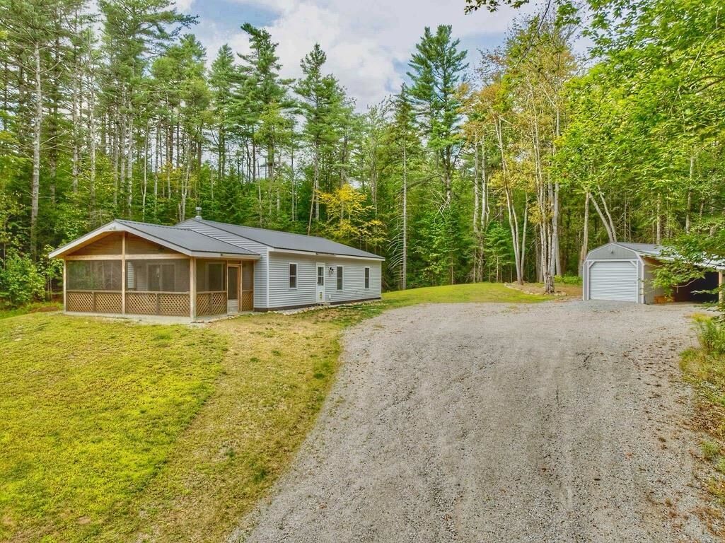 Property Photo: 286 Presidential Drive NH 03280