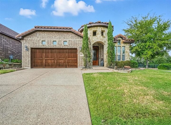 Property Photo:  3017 Montebello Drive  TX 76210 