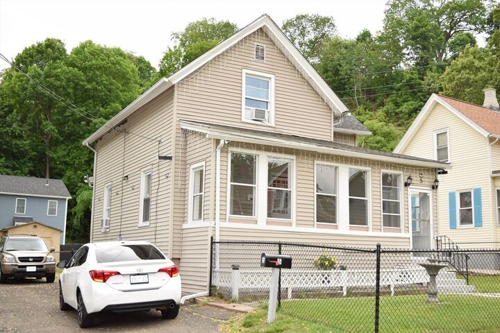 Property Photo: 5 Vernon St MA 01040