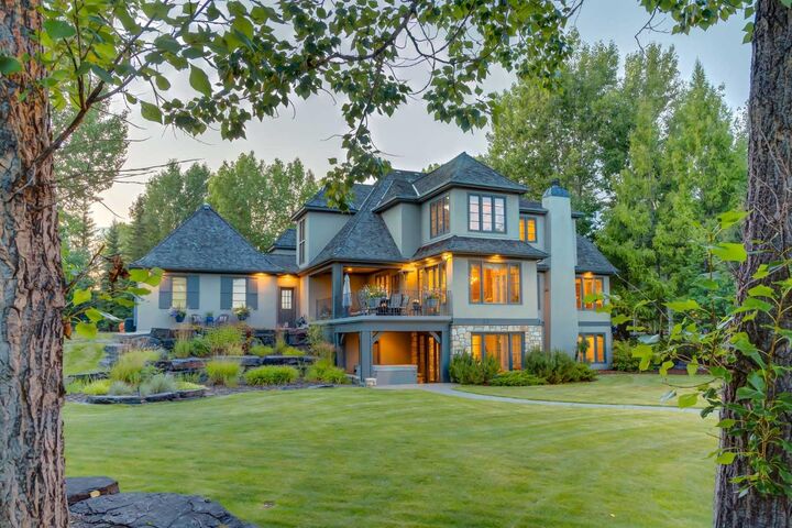Property Photo:  231 Aspen Green  AB T3Z 3C1 