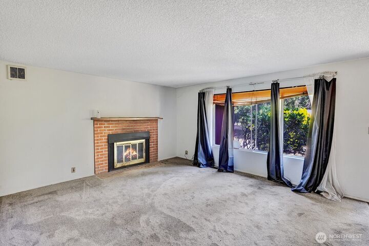 Property Photo:  31119  5th Avenue S  WA 98003 