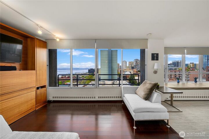 Property Photo: 2125 1st Avenue 802 WA 98121