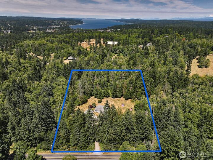 Property Photo: 1677 Lancaster Road WA 98249