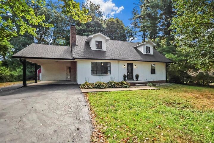 Property Photo: 185 Cleveland Drive KY 42101