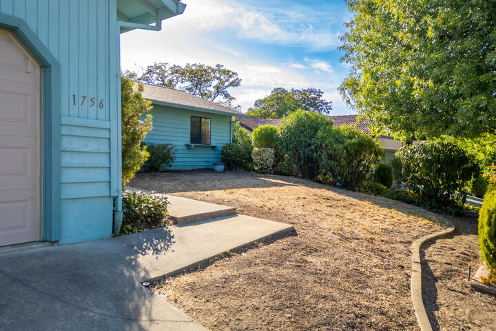 Property Photo: 1756 Mary Lake Drive CA 96001