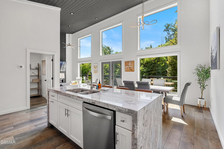 Property Photo: 612 Sunset Lane TN 37738