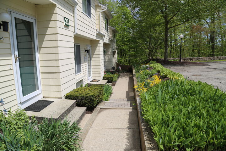 Property Photo:  166 Old Brookfield Road 33-2  CT 06811 