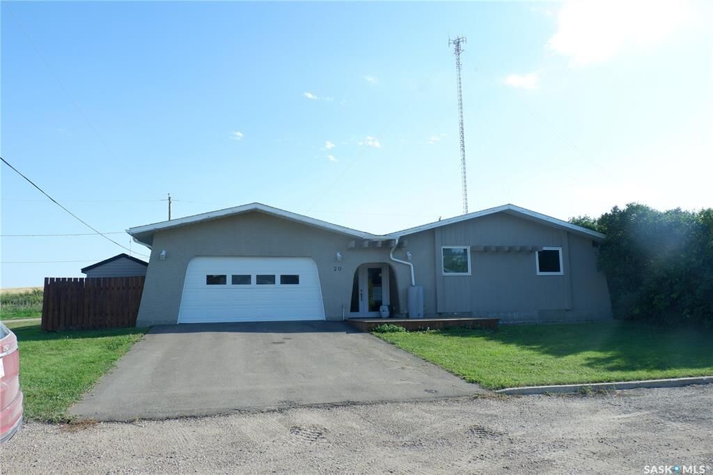 Property Photo: 20 Centennial Drive SK S0H 3G0