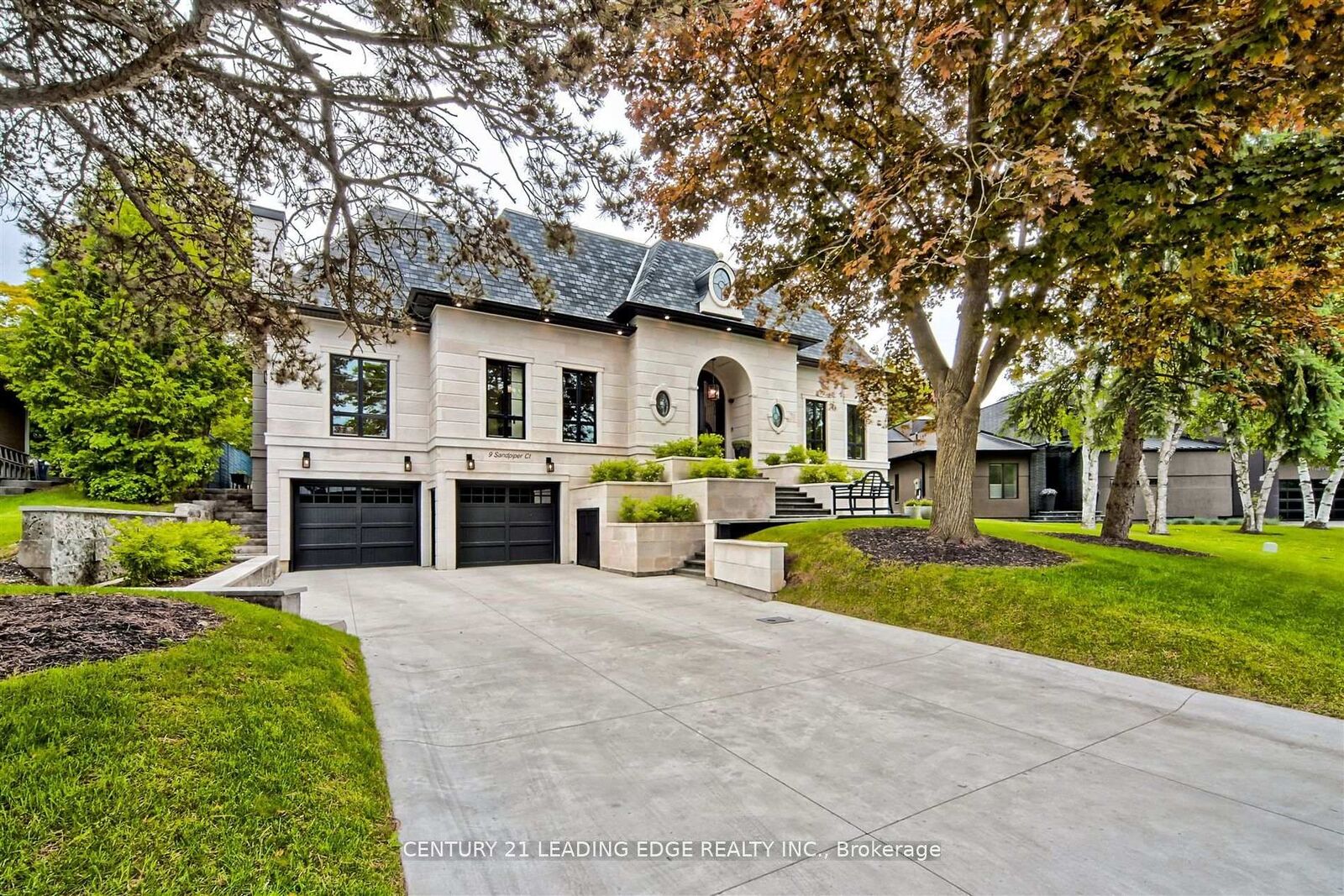 Property Photo: 9 Sandpiper Court ON M3A 3G7