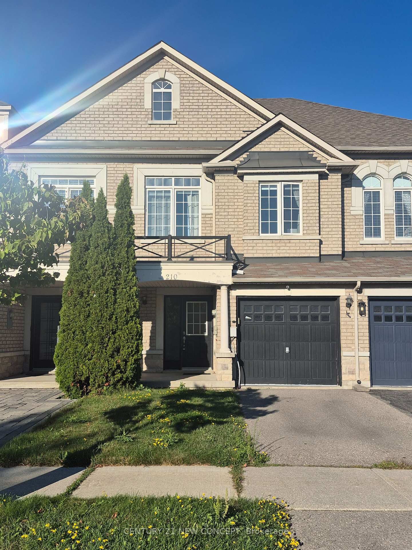 Property Photo: 210 Lauderdale Drive ON L6A 0S4