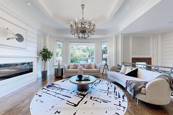 Photo de la propriété: 122 Parkview Avenue ON M2N 3Y5