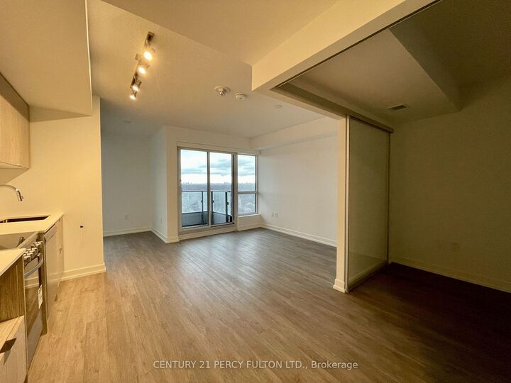 Photo de la propriété: 395 Bloor Street E 2206 ON M4W 0B4