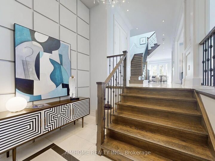 Photo de la propriété: 143 Kingsdale Avenue ON M2N 3W8