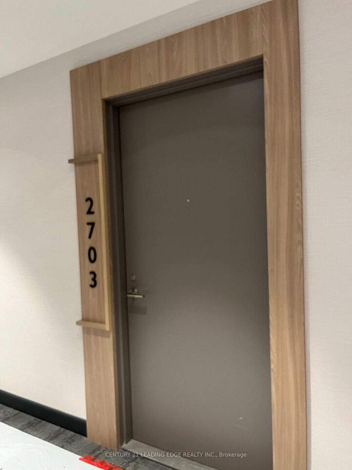 Property Photo: 65 Mutual Street 2703 ON M5B 0E5