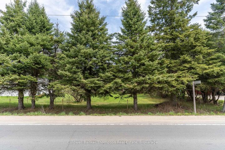 Photo de la propriété: 370 Ravenscliffe Road ON P1H 1L7