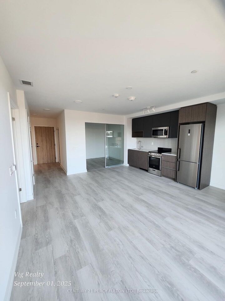 Photo de la propriété: 801 The Queensway Avenue 205 ON M8Z 1N4