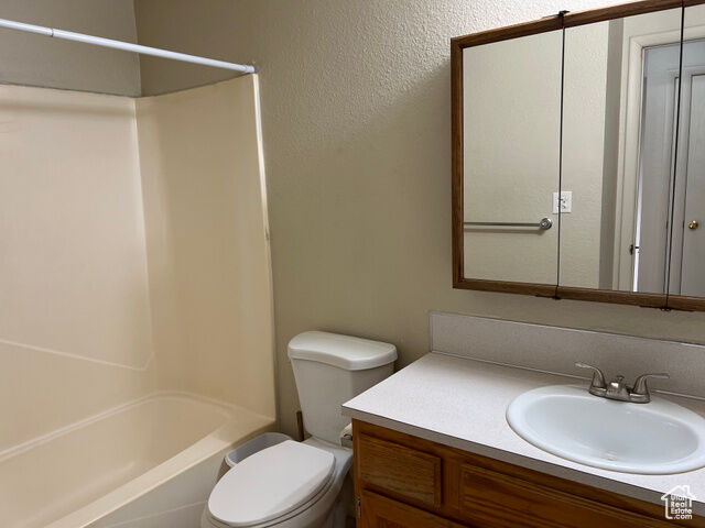 Property Photo: 80 N 400 E G-4 UT 84003