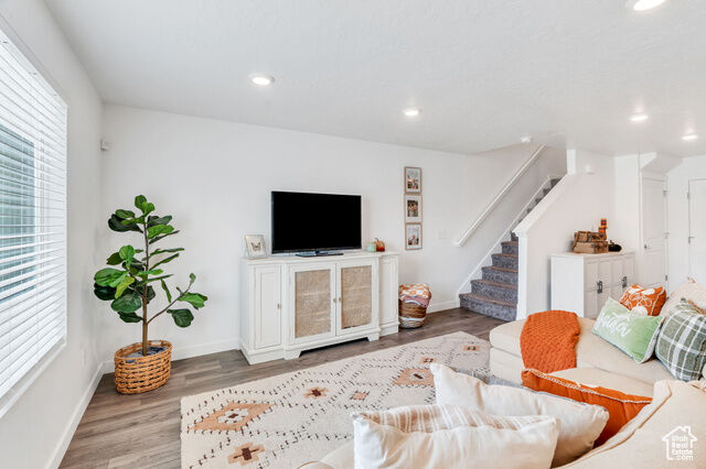 Property Photo:  574 N Winding River Ave  UT 84048