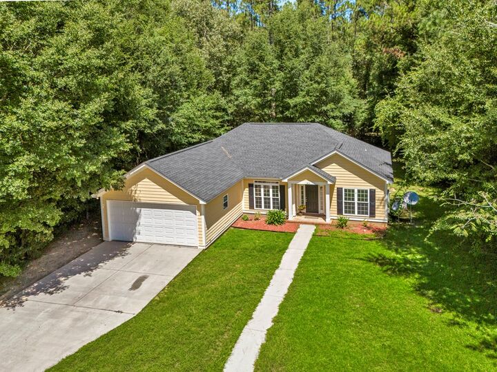 Property Photo:  183 Robertson Drive  GA 31763