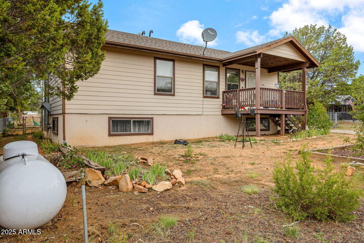 Property Photo: 2870 Mustang Trail AZ 85933
