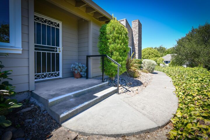 Property Photo: 2225 Knolls Drive CA 95405