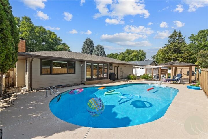 Property Photo: 1803 Forest Park Dr MT 59102