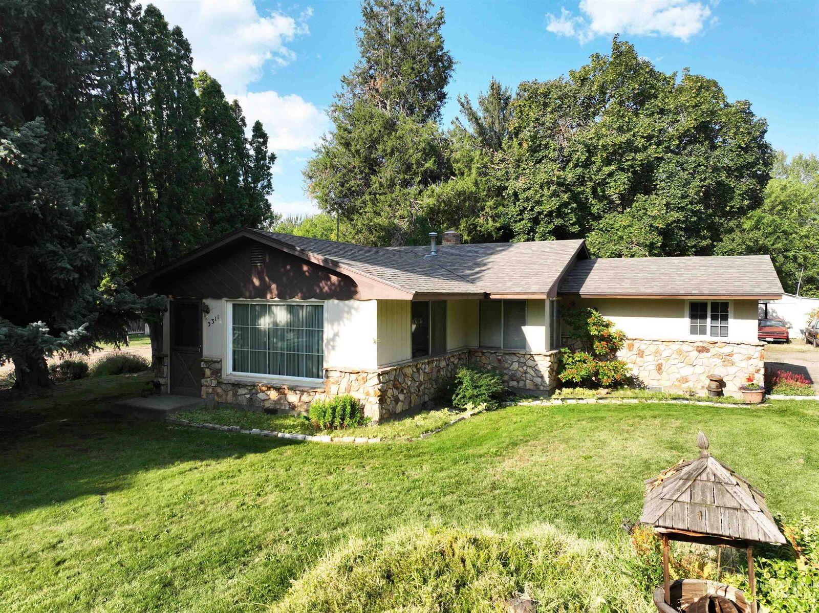 Property Photo:  3311 N 39 St  ID 83703 