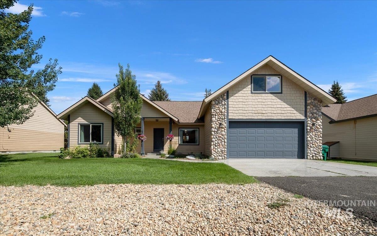 Property Photo: 40 Charters Dr ID 83615-0000
