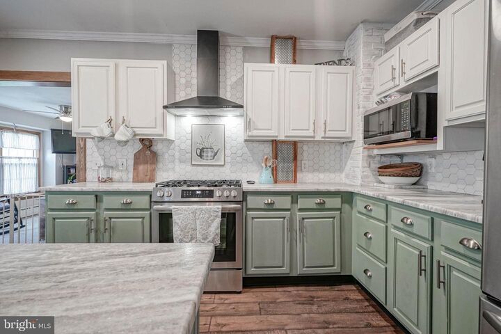 Property Photo: 218 Walnut Street NJ 08106