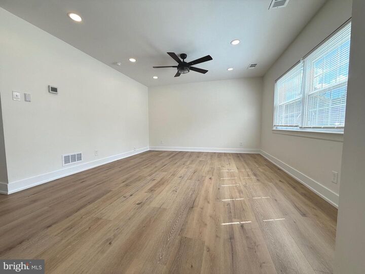 Property Photo:  1307 Chelmsford Circle 1307  DE 19713 