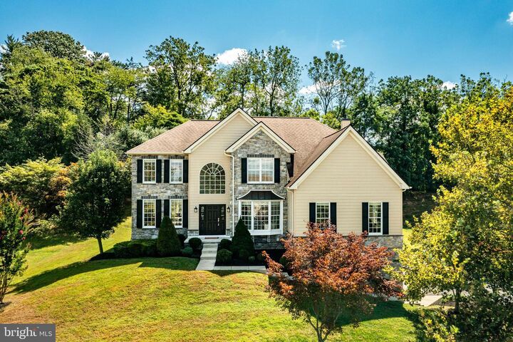 32 Lenfant Court  Glen Mills PA 19342 photo