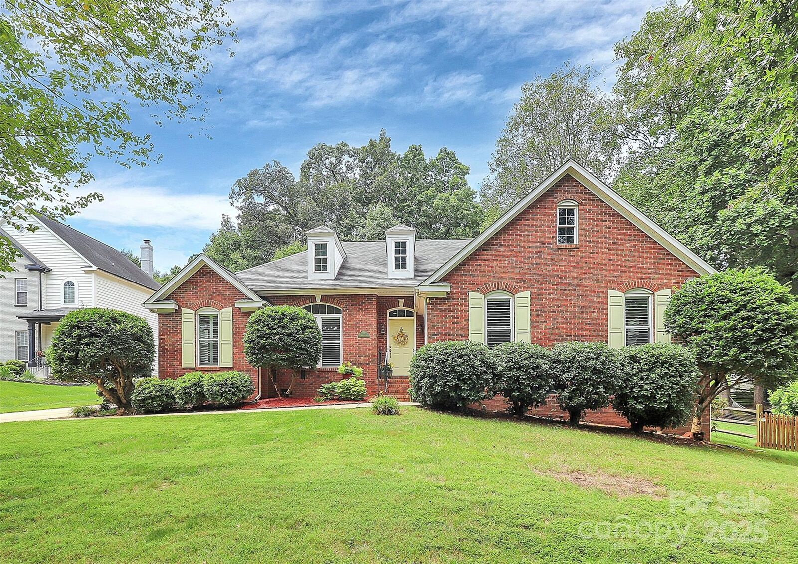 Property Photo: 207 Chandeleur Drive NC 28117