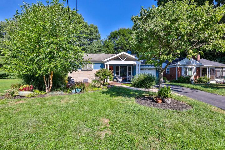 Property Photo:  2663 Mendova Lane  OH 45230 