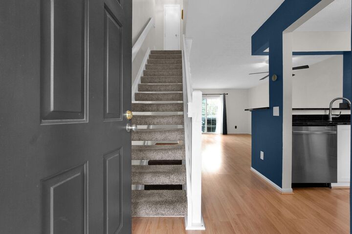 Property Photo:  5718 Blendonbrook Lane  OH 43230 