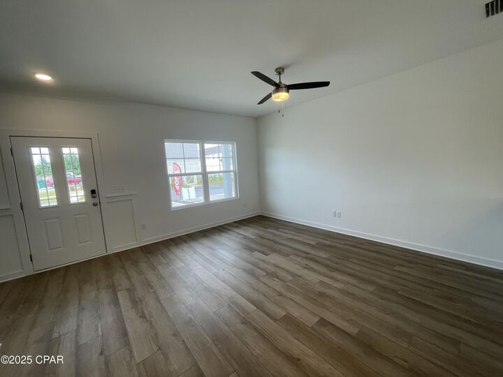 Property Photo:  5864 Tyndall Place  FL 32404 