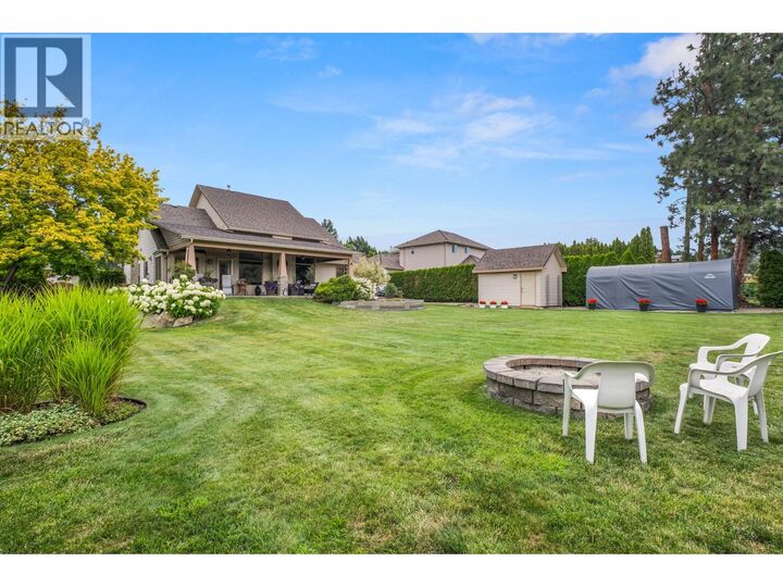 Photo de la propriété:  3585 Kimatouche Road  BC V1Y 3G2 