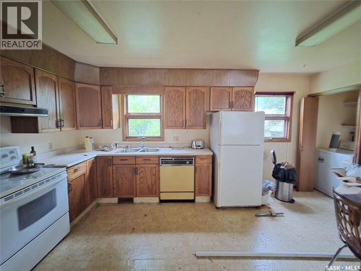 Property Photo: 227 Main Street SK S0N 1C0