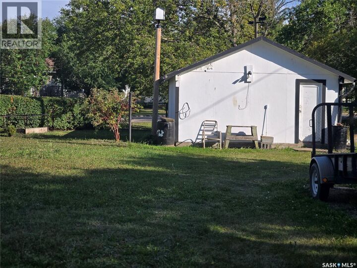 Property Photo: 209 Forget Street SK S0G 4T0
