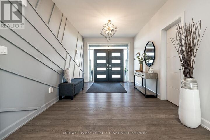 Photo de la propriété: 5758 Fernbank Road ON K2S 1B6