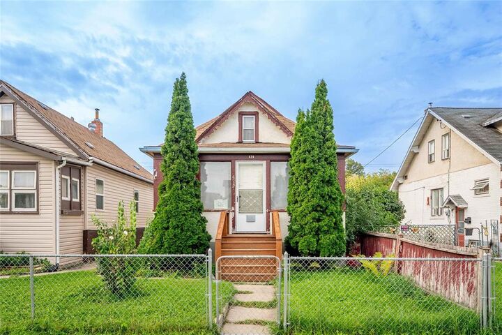 Photo de la propriété: 628 Flora Avenue MB R2W 0S5