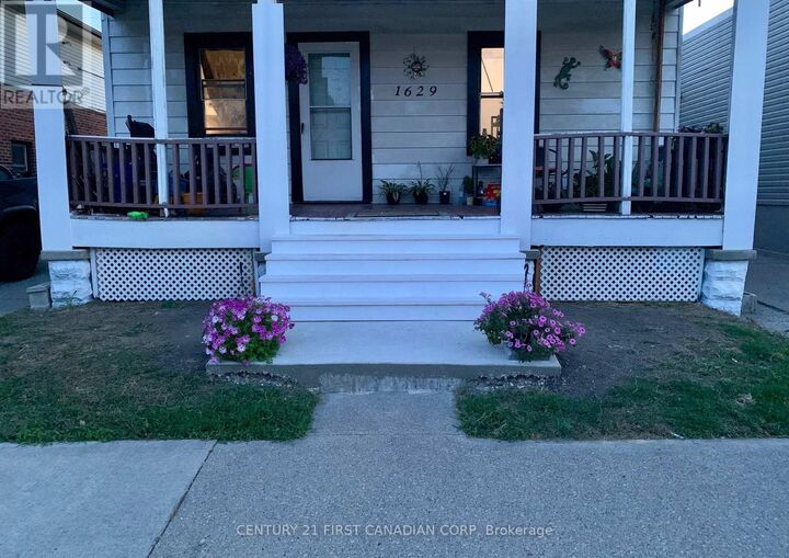 Photo de la propriété: 1629 Drouillard Road ON N8Y 2S4