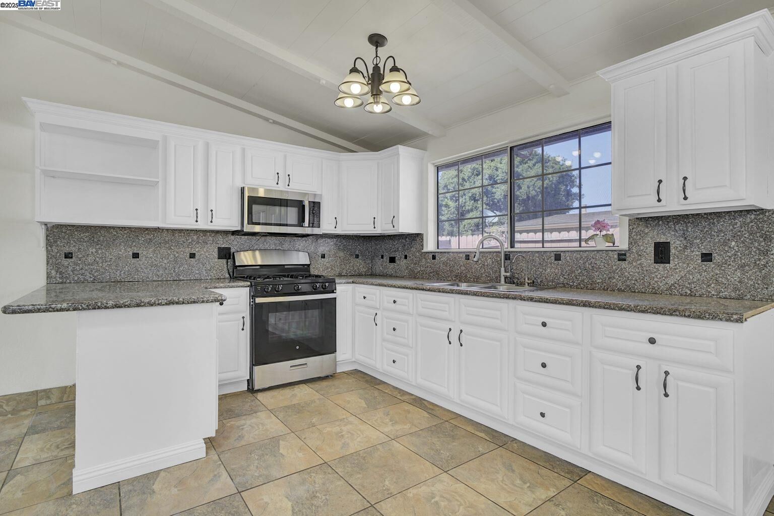 Property Photo: 2675 Leeward St CA 94545