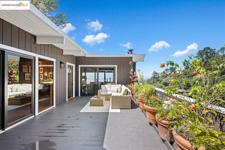 Property Photo: 630 Panoramic Way CA 94704