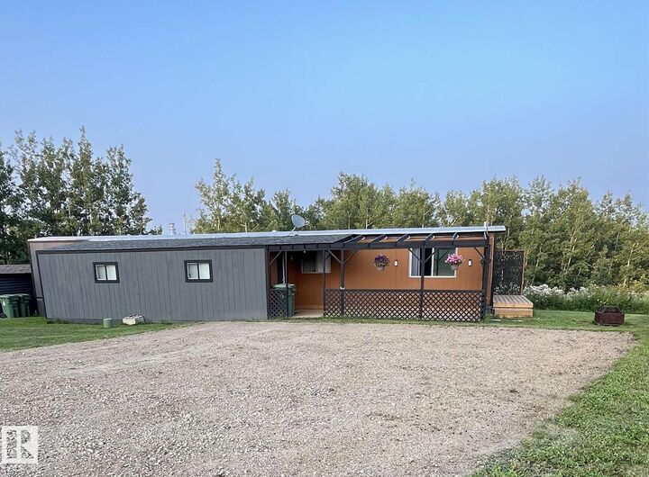 54228 Rge Road 12 5  Rural Lac Ste. Anne County AB T0E 1V2 photo