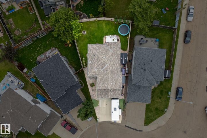 Property Photo:  245 Foxboro Terrace  AB T8H 6C6 