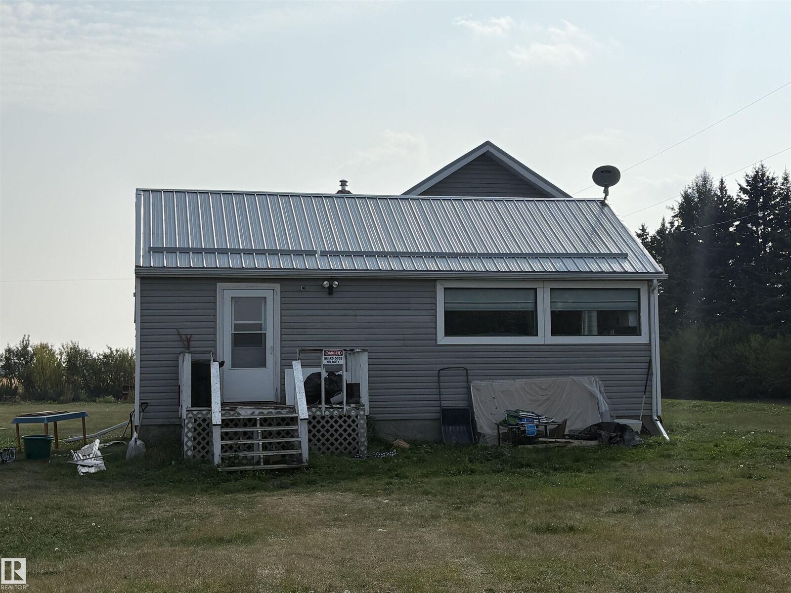 Property Photo: 10212 Twp Rd 584 AB T0A 3A0